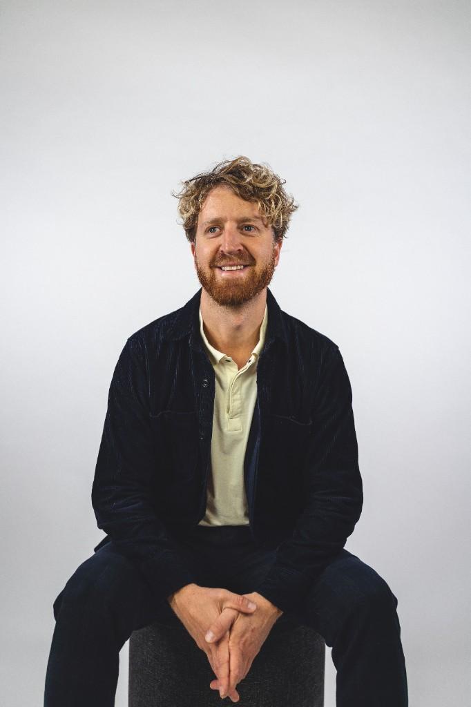 Olle Pettersson – Porträtt, sittande